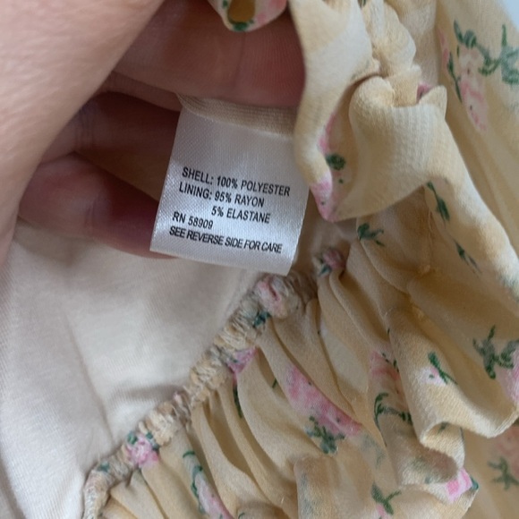 Gianni Bini Woven Bailey Floral Print Tie Front V-Neck, Chiffon Top- NWT - Picture 12 of 13